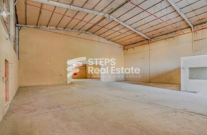 Warehouse - Studio for rent in Industrial Area 4 - Industrial Area - Industrial Area - Doha