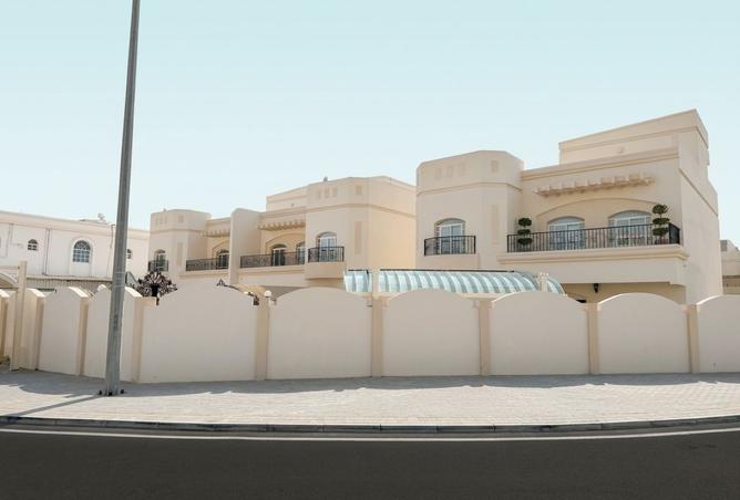 FULLCOMPOUND VILLAS FOR SALE –IZGHAWA- ALL RENTED