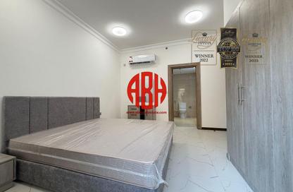 Apartment - 2 Bedrooms - 3 Bathrooms for rent in Al Sadd Road - Al Sadd - Doha