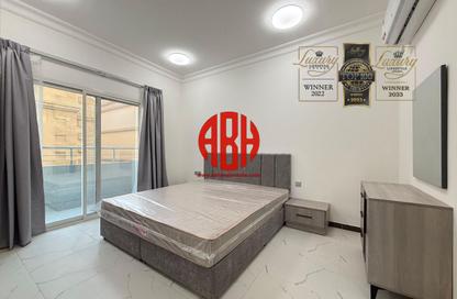 Apartment - 2 Bedrooms - 3 Bathrooms for rent in Al Sadd Road - Al Sadd - Doha