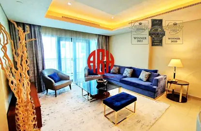 Townhouse - 2 Bedrooms - 4 Bathrooms for rent in Abraj Bay - Abraj Quartiers - The Pearl Island - Doha