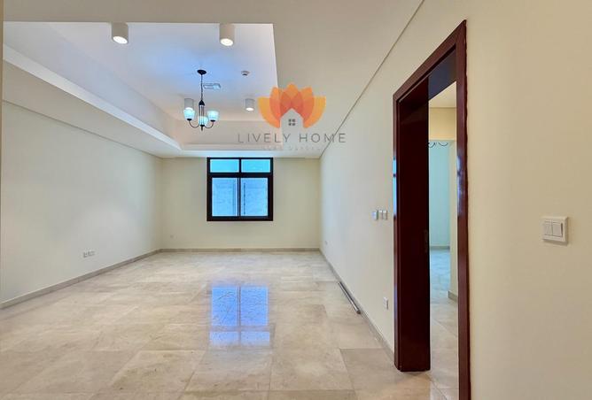 53422692 - Property Image 3