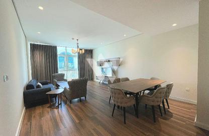 Apartment - 3 Bedrooms - 4 Bathrooms for rent in Floresta Gardens - Floresta Gardens - The Pearl Island - Doha