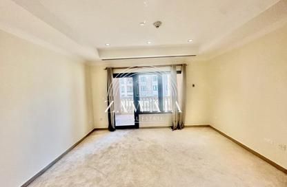 Apartment - 1 Bedroom - 2 Bathrooms for rent in West Porto Drive - Porto Arabia - The Pearl Island - Doha