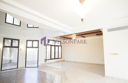 Villa - 5 - 5 for rent in East Gate - West Bay Lagoon - Doha