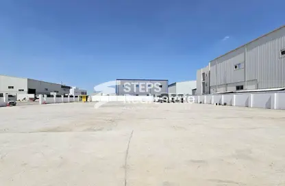 Warehouse - Studio for rent in East Industrial Street - Birkat Al Awamer - Al Wakra