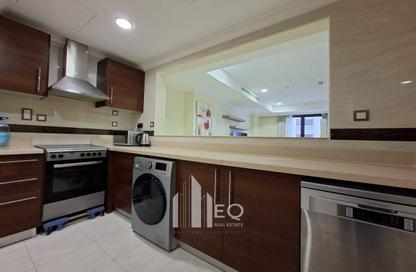 Apartment - 1 Bedroom - 2 Bathrooms for rent in East Porto Drive - Porto Arabia - The Pearl Island - Doha