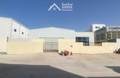 Warehouse - Studio - 3 Bathrooms for rent in East Industrial Street - Birkat Al Awamer - Al Wakra