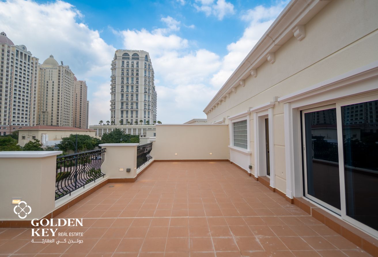 NO AGENCY FEE | VILLA 6BR+Terrace | Open Layout