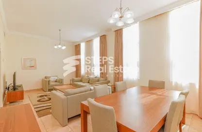 Apartment - 2 Bedrooms - 3 Bathrooms for rent in West Bay Tower - West Bay - West Bay - Doha