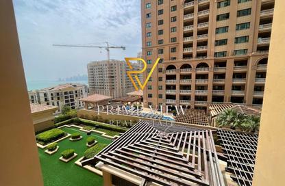 Apartment - 1 Bedroom - 2 Bathrooms for rent in East Porto Drive - Porto Arabia - The Pearl Island - Doha