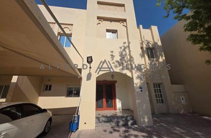 Compound - 4 - 4 for rent in Ain Khaled Villas - Ain Khaled - Doha