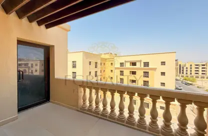 Apartment - 3 Bedrooms - 3 Bathrooms for sale in Piazza 2 - La Piazza - Fox Hills - Lusail