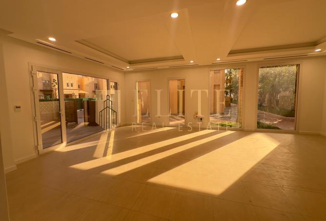 55925767 - Property Image 2