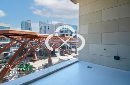 شقة - غرفة نوم - 2 حمامات للايجار في كريستال ريزيدنس - جزيرة جيوان - جزيرة اللؤلؤة - الدوحة