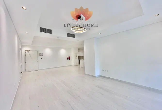 63862100 - Property Image 2