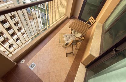 Apartment - 1 Bedroom - 2 Bathrooms for rent in West Porto Drive - Porto Arabia - The Pearl Island - Doha