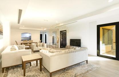 Apartment - 1 Bedroom - 2 Bathrooms for rent in East Porto Drive - Porto Arabia - The Pearl Island - Doha