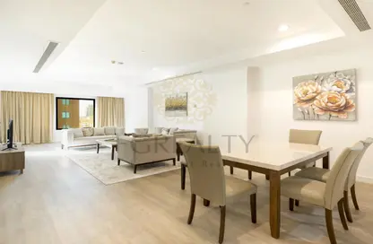 Apartment - 1 Bedroom - 2 Bathrooms for rent in East Porto Drive - Porto Arabia - The Pearl Island - Doha