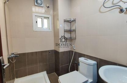 Apartment - 2 Bedrooms - 2 Bathrooms for rent in Thabit Bin Zaid Street - Al Mansoura - Doha