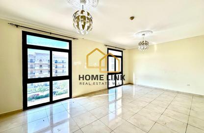Apartment - 2 Bedrooms - 3 Bathrooms for sale in Piazza 2 - La Piazza - Fox Hills - Lusail