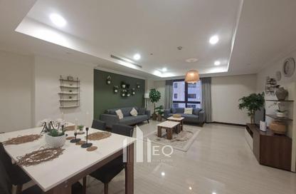 Apartment - 1 Bedroom - 2 Bathrooms for rent in West Porto Drive - Porto Arabia - The Pearl Island - Doha