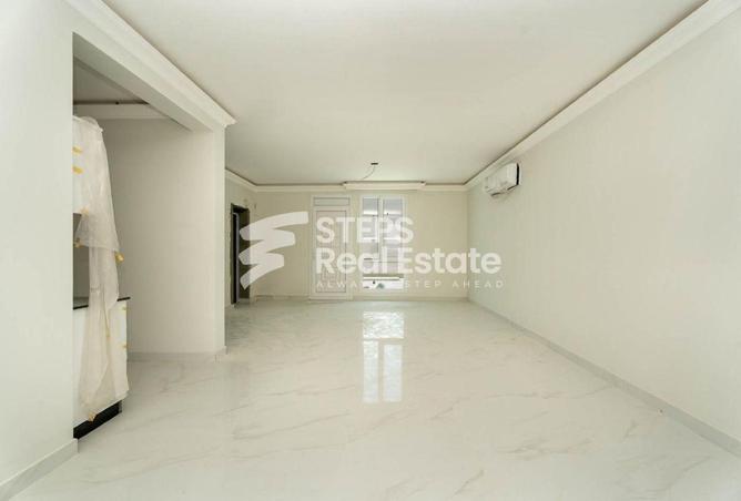 54976117 - Property Image 3