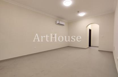 Apartment - 3 Bedrooms - 3 Bathrooms for rent in Abdullah Bin Masoud Street - Fereej Bin Mahmoud - Doha