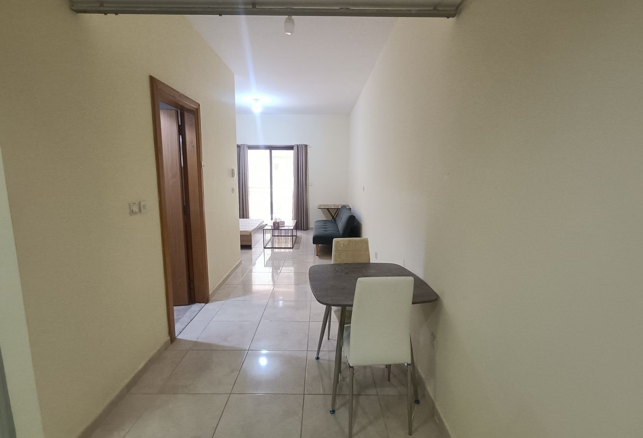 Fully Furnished Studio|Including Bills|With Balcon thumbnail 3
