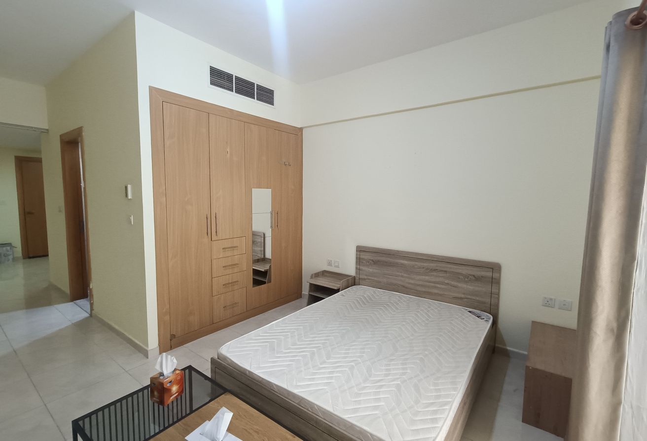 Fully Furnished Studio|Including Bills|With Balcon thumbnail 7