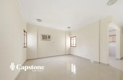 Apartment - 2 Bedrooms - 2 Bathrooms for rent in Muntazah 7 - Al Muntazah - Doha