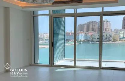 شقة - غرفة نوم - 2 حمامات للايجار في كريستال ريزيدنس - جزيرة جيوان - جزيرة اللؤلؤة - الدوحة