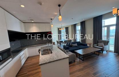 Apartment - 2 Bedrooms - 3 Bathrooms for sale in Floresta Gardens - Floresta Gardens - The Pearl Island - Doha