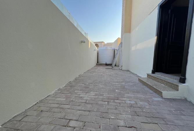54879549 - Property Image 3