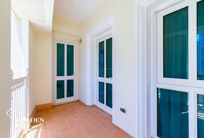 52272107 - Property Image 2