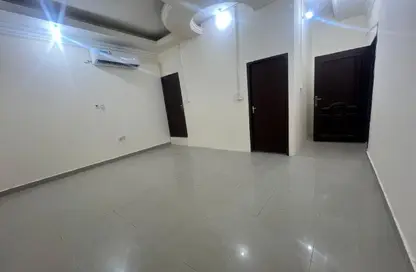 شقة - 1 حمام للايجار في عين خالد - الدوحة