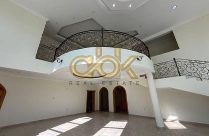 Villa - 7+ Bedrooms - 7+ Bathrooms for rent in Onaiza Street - Diplomatic Area - Doha