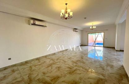مجمع سكني - 5 غرف نوم - 6 حمامات للايجار في شارع الوعب - الوعب - الدوحة