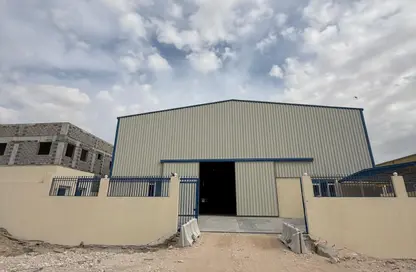 Warehouse - Studio - 6 Bathrooms for rent in East Industrial Street - Birkat Al Awamer - Al Wakra