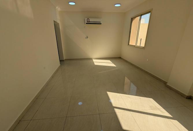 57253393 - Property Main Image