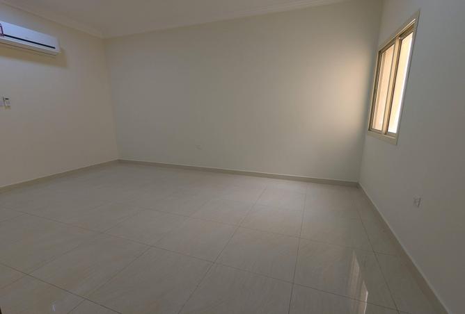 57253393 - Property Image 3
