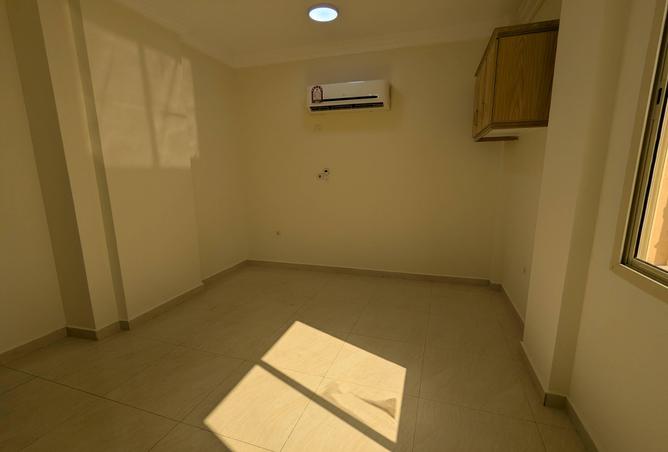 57253393 - Property Image 2