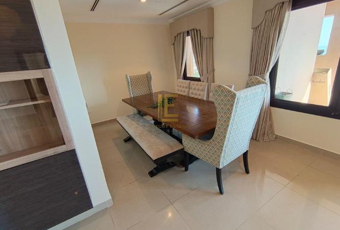 52315880 - Property Image 3