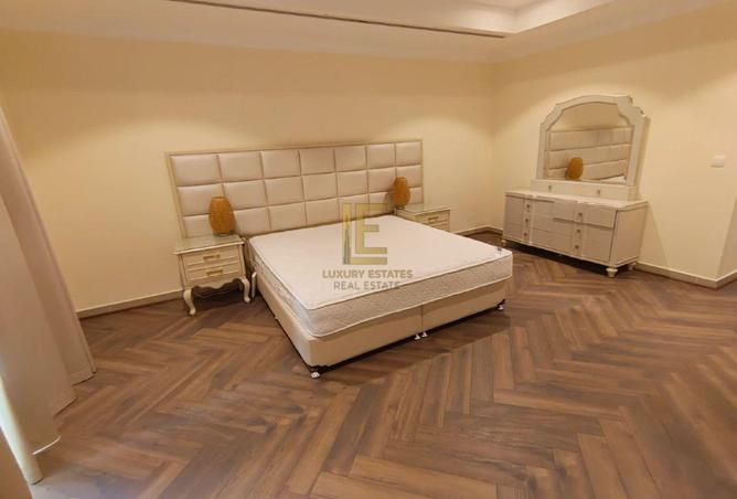 52315880 - Property Image 2