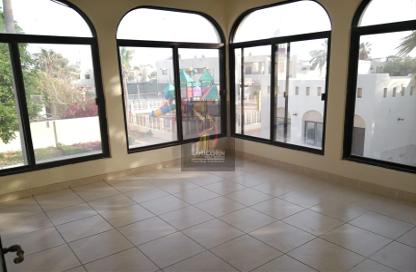 مجمع سكني - 5 - 5 للايجار في شارع المطار القديم - طريق المطار القديم - الدوحة
