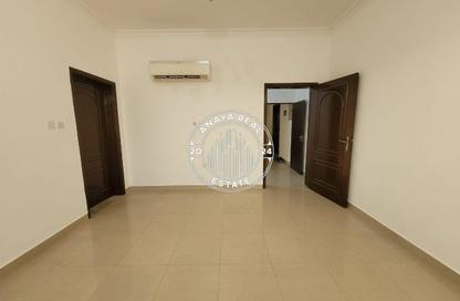 Villa - Studio - 1 Bathroom for rent in Bu Hamour Street - Abu Hamour - Doha