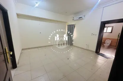 Villa - Studio - 1 Bathroom for rent in Ain Khaled Villas - Ain Khaled - Doha