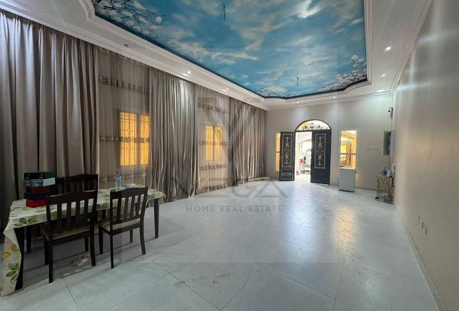 54978854 - Property Image 2