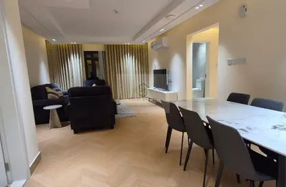 شقة - 2 غرف نوم - 2 حمامات للايجار في شارع النصر - النصر - الدوحة