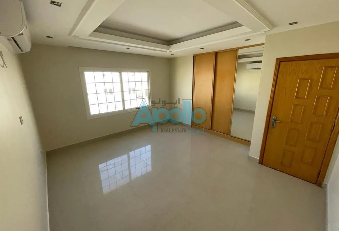62128108 - Property Main Image